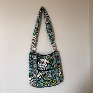 🦋Vera Bradley Island Blooms Hipster Bag